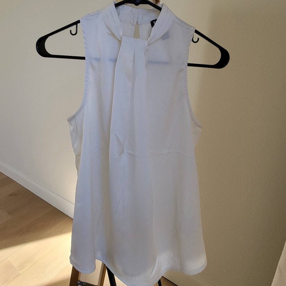 EXPRESS Twist Halter Neck Top XS Cream